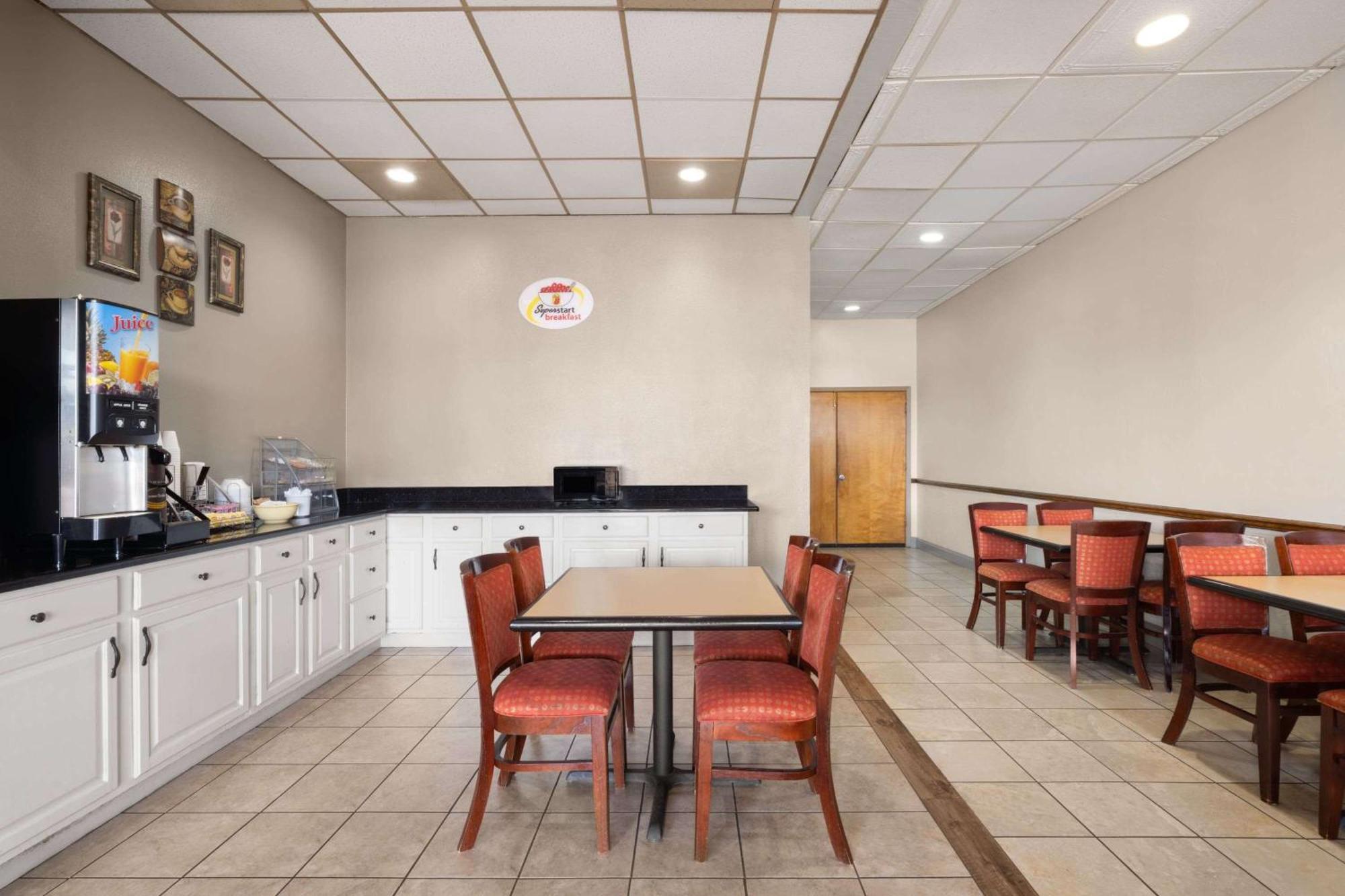 Super 8 By Wyndham Longview/North Motel Kültér fotó